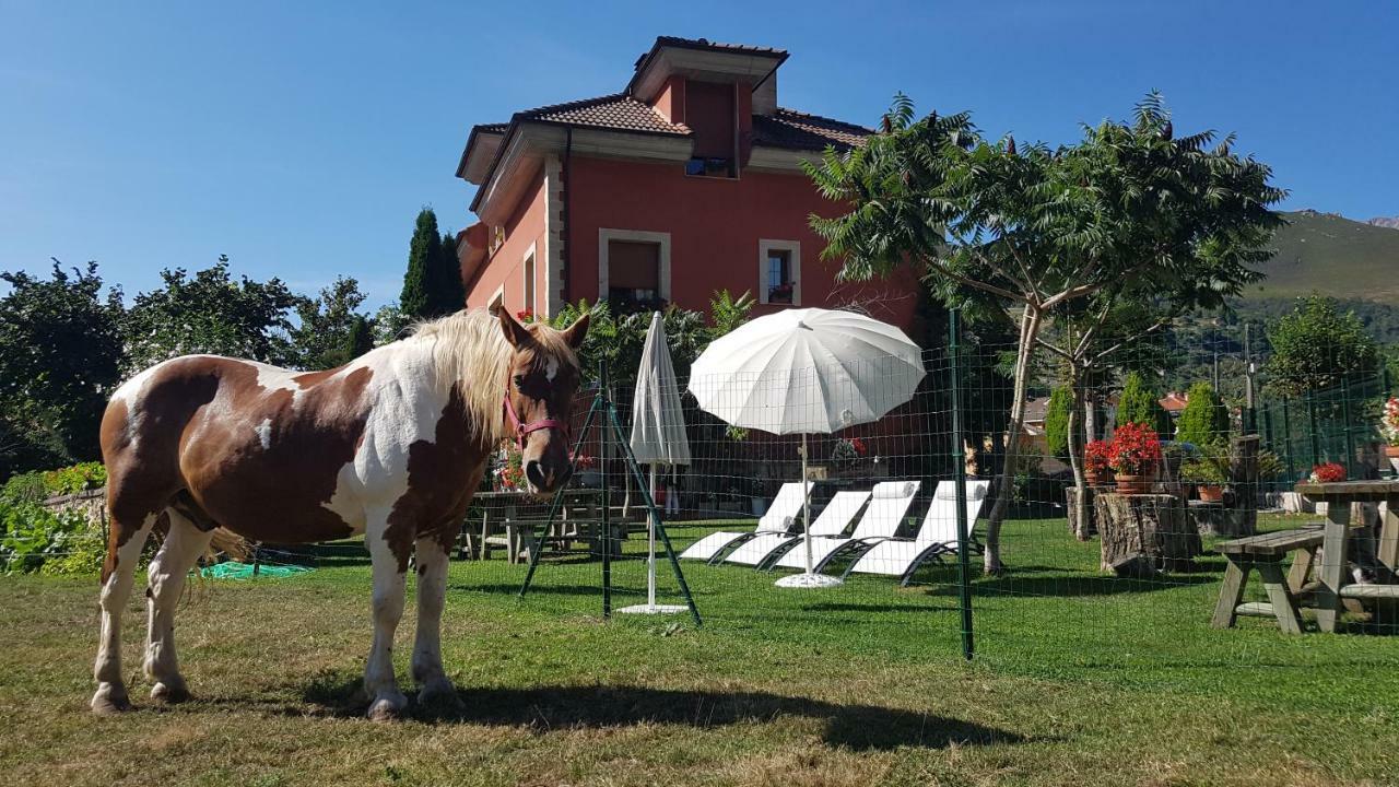 Hotel Rural El Torrejon อาเรนัส เด กาบราเลส ภายนอก รูปภาพ